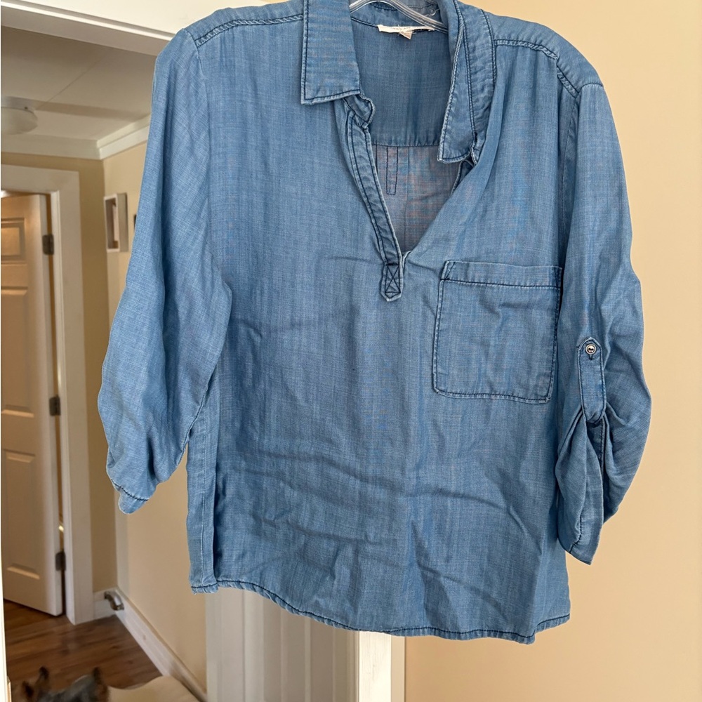 Skies Are Blue Light Denim Top
